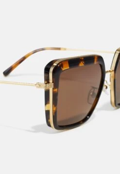 Tory Burch Sunglasses - Dark Tortoise 9 Tory Burch Sunglasses - Dark Tortoise -Tory Burch 11d2d93677544ca4ae722fefcc2ab304