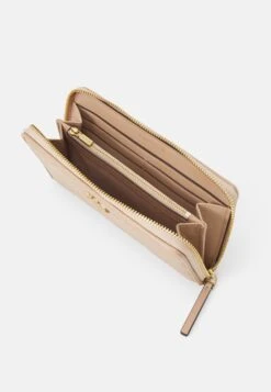 Tory Burch Kira Chevron Zip Continental Wallet - Wallet - Devon Sand 7 Tory Burch Kira Chevron Zip Continental Wallet - Wallet - Devon Sand -Tory Burch 15939a682d624515b4725a2964d8d6f7