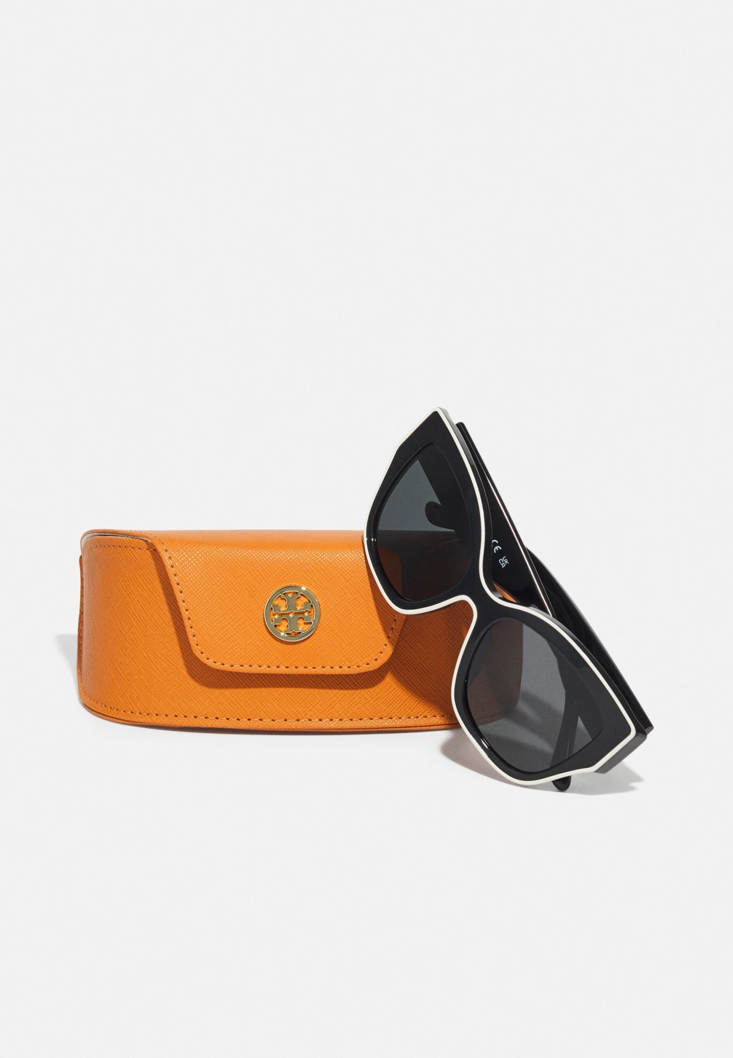 Tory Burch Sunglasses - Black With Ivory Piping 4 Tory Burch Sunglasses - Black With Ivory Piping - Image 4