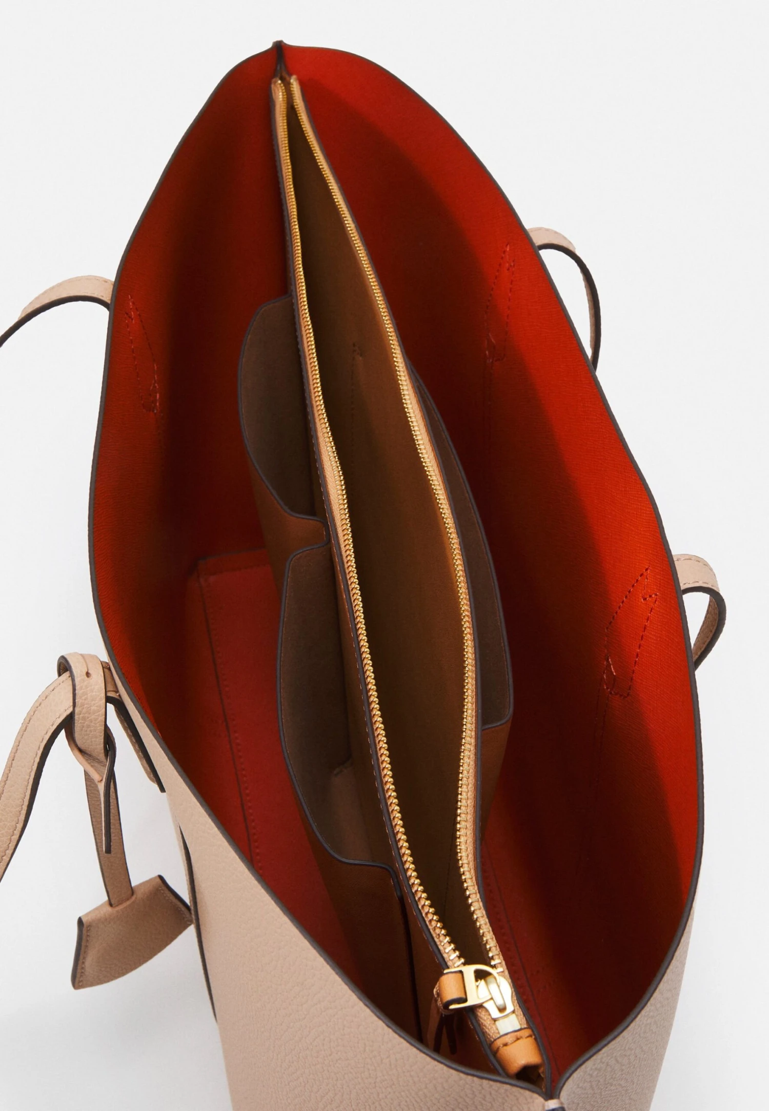 Tory Burch Perry Triple Compartment Tote - Tote Bag - Devon Sand 3 Tory Burch Perry Triple Compartment Tote - Tote Bag - Devon Sand - Image 3