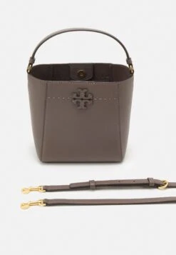Tory Burch Small Bucket Bag - Handbag - Silver Maple 8 Tory Burch Small Bucket Bag - Handbag - Silver Maple -Tory Burch 7b46aa08d4e944f9aa750cb28394ea51