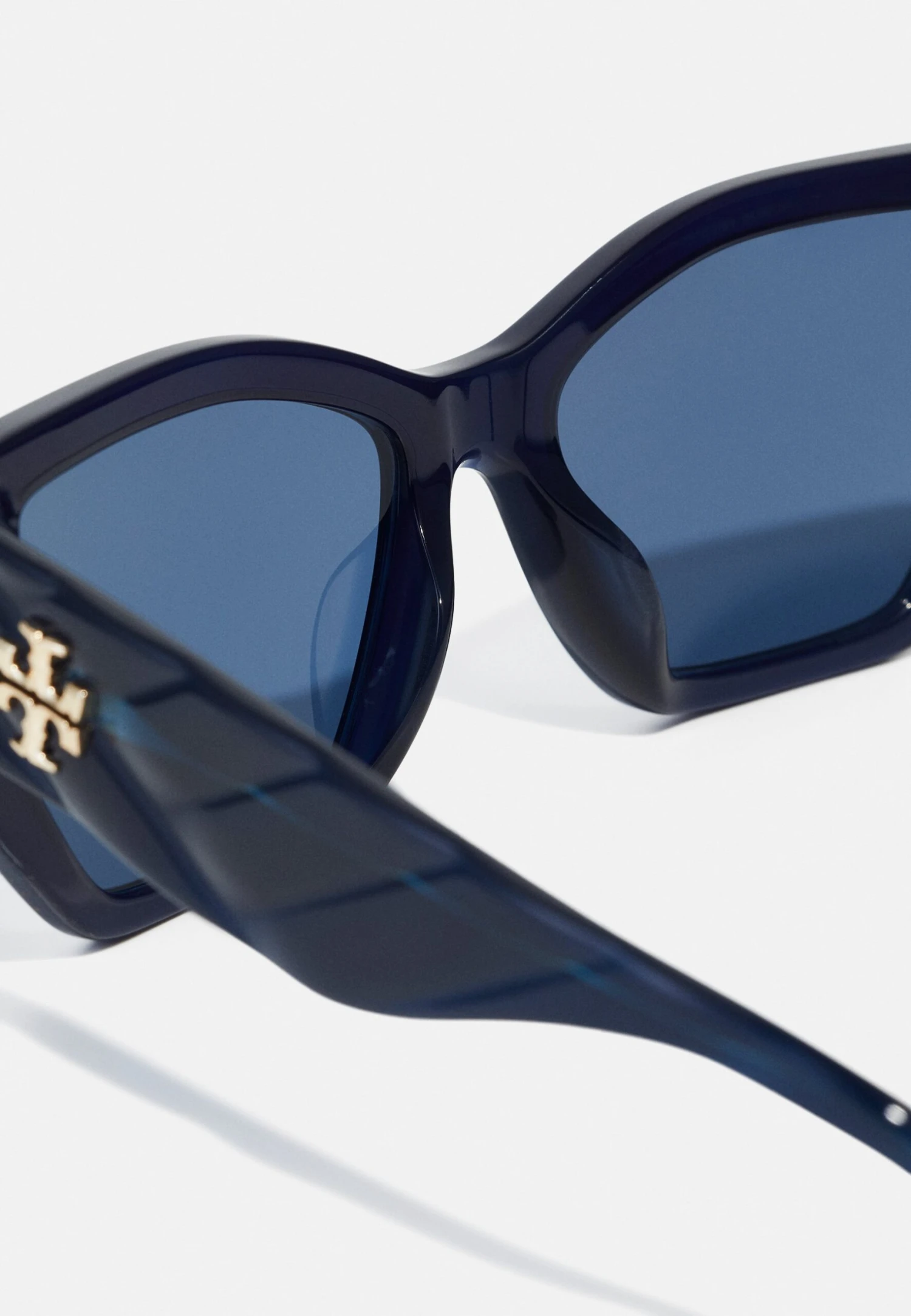 Tory Burch Sunglasses - Transparent Navy 3 Tory Burch Sunglasses - Transparent Navy - Image 3