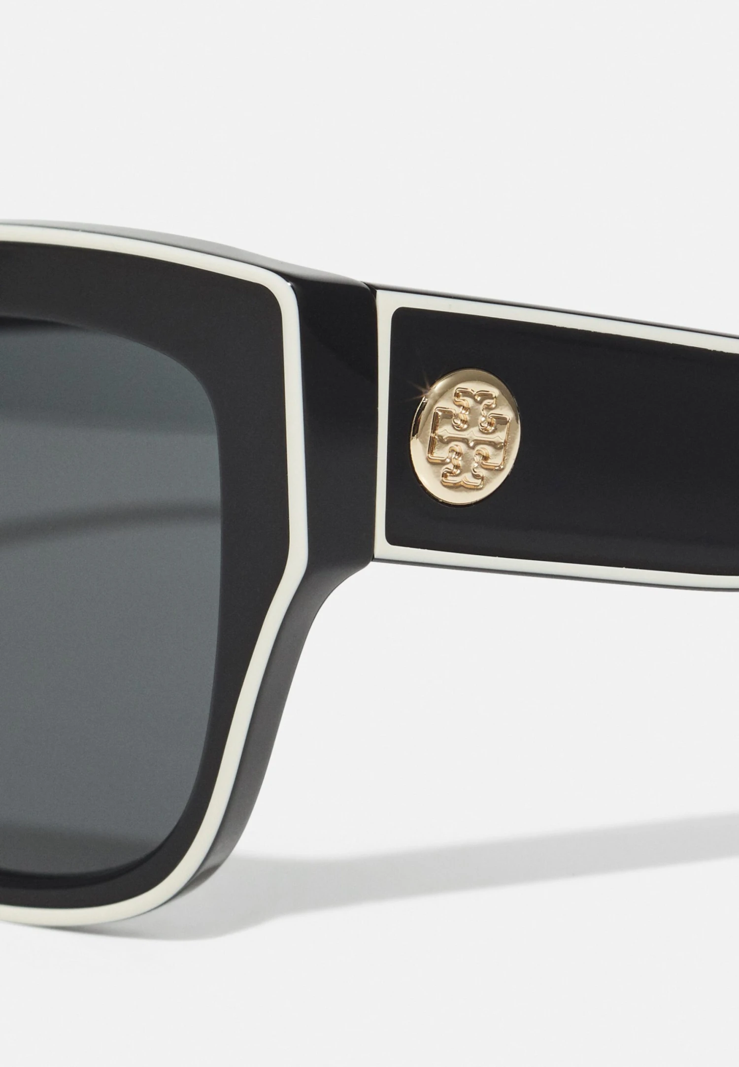 Tory Burch Sunglasses - Black With Ivory Piping 5 Tory Burch Sunglasses - Black With Ivory Piping - Image 5