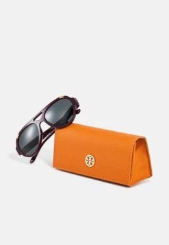 Tory Burch Sunglasses - Oxblood 8 Tory Burch Sunglasses - Oxblood -Tory Burch 845263ecbdc440d7a04df05221ebb736