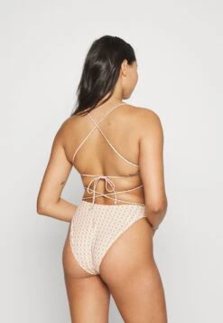 Tory Burch Tie Back One Piece - Swimsuit 9 Tory Burch Tie Back One Piece - Swimsuit -Tory Burch 88ce1db1a103498c9fe966c639b2315e