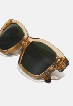 Tory Burch Sunglasses - Transparent Camel 9 Tory Burch Sunglasses - Transparent Camel -Tory Burch 9f7c6c4ca1934e72a07c30ae9bc26e78