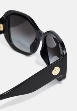 Tory Burch Sunglasses - Black 7 Tory Burch Sunglasses - Black -Tory Burch a066b2214c6c4ffab7f71f10c78e536e