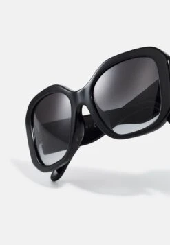 Tory Burch Sunglasses - Black 9 Tory Burch Sunglasses - Black -Tory Burch a7000f06f1064741acd3e005981e984d