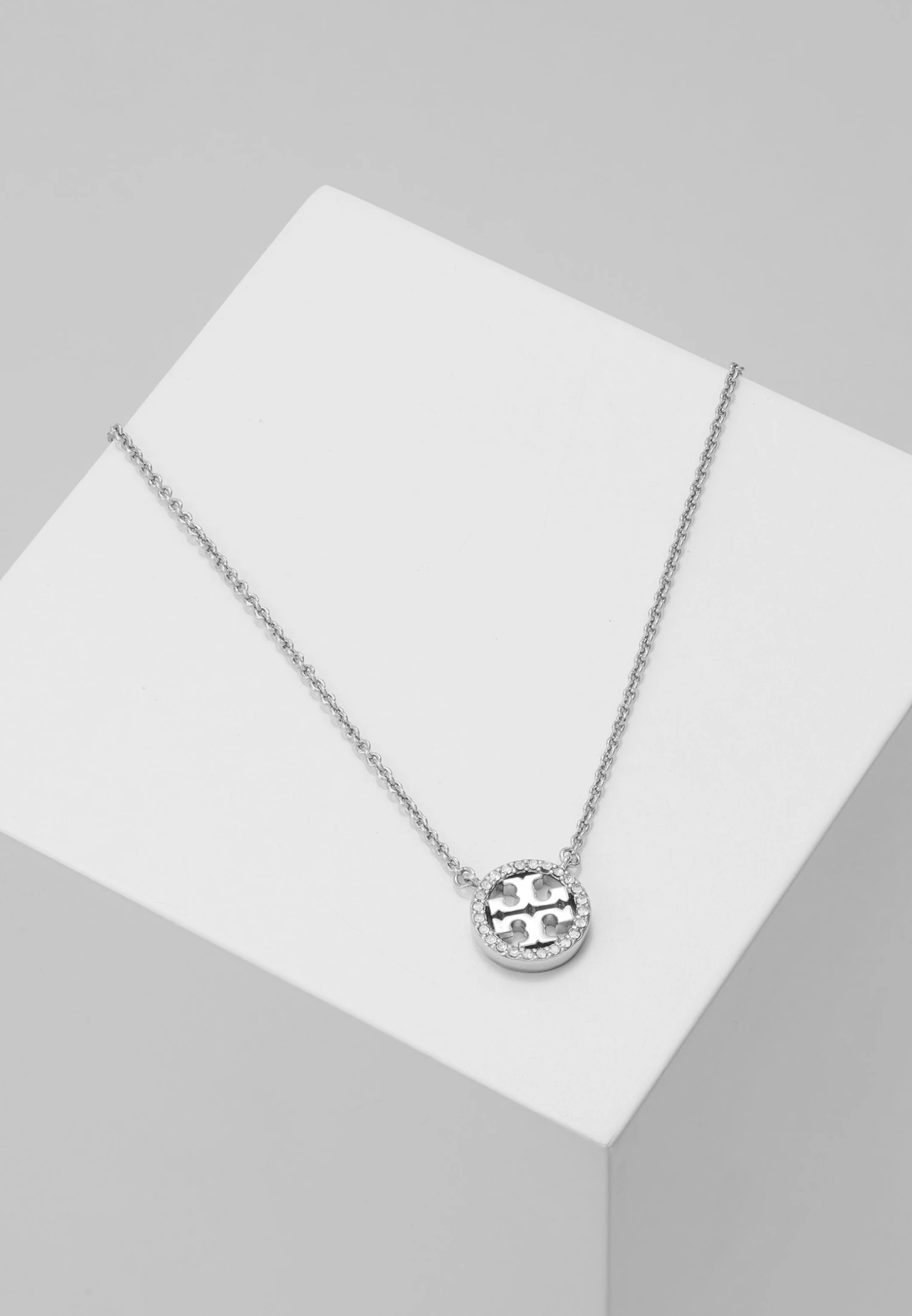 Tory Burch Logo Delicate Necklace - Necklace - Silver-Coloured 1 Tory Burch Logo Delicate Necklace - Necklace - Silver-Coloured