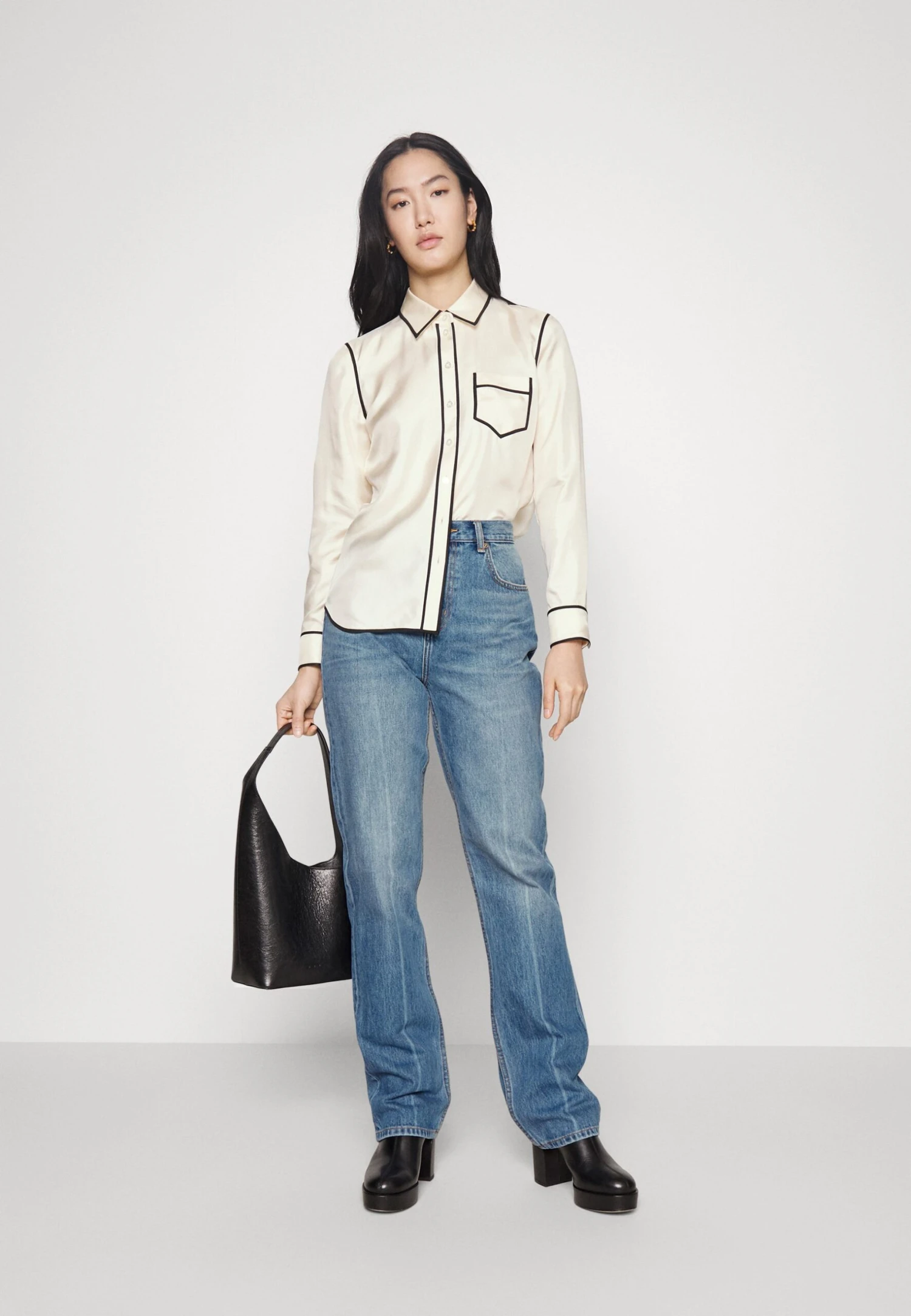 Tory Burch Mid Rise Straight - Straight Leg Jeans - Light-Blue Denim 2 Tory Burch Mid Rise Straight - Straight Leg Jeans - Light-Blue Denim - Image 2