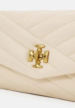 Tory Burch Kira Chevron Chain Wallet - Across Body Bag - New Cream -Tory Burch cee44c2dbd144fd5882efe20347b4309
