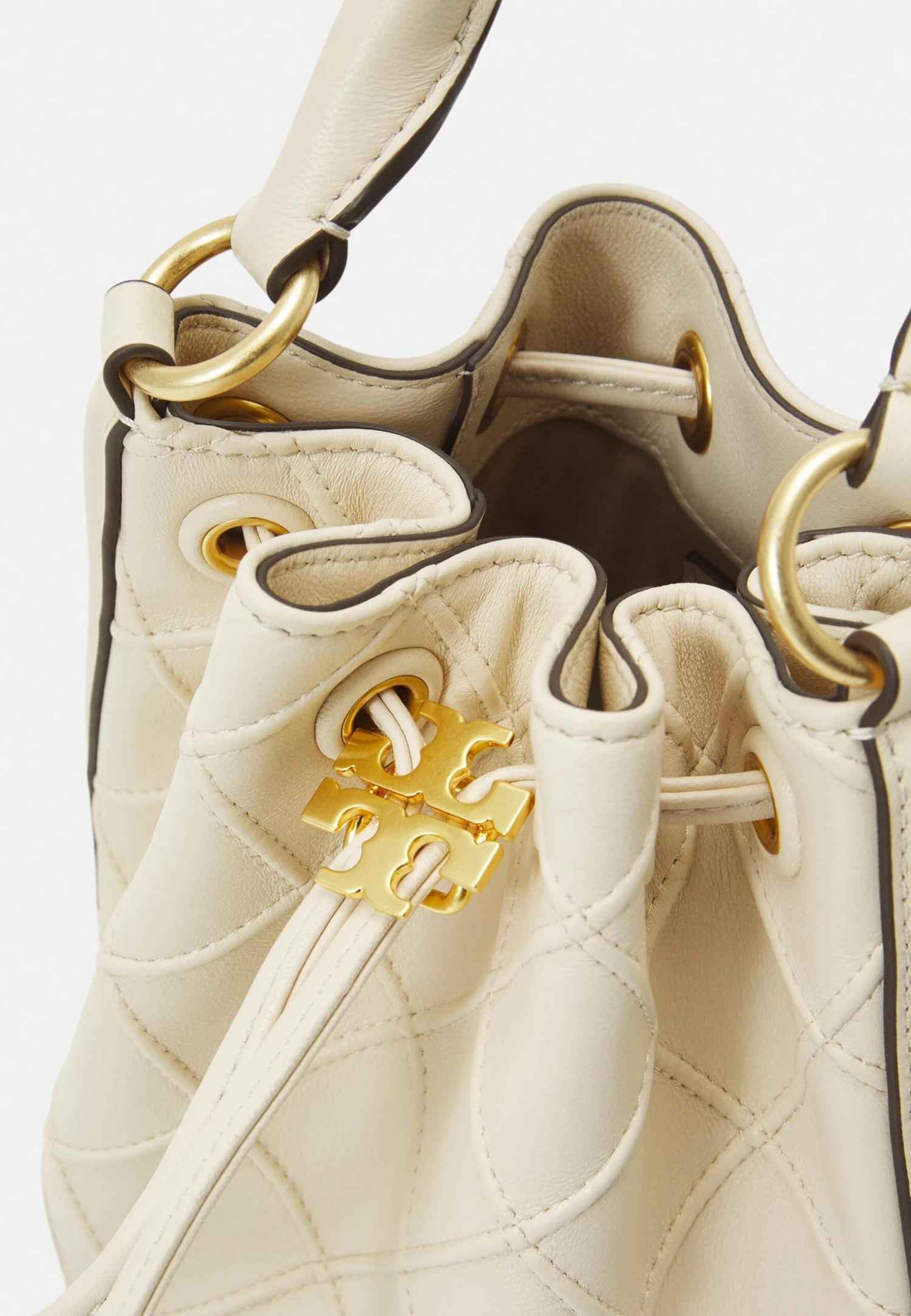 Tory Burch Fleming Soft Bucket Bag - Across Body Bag - New Cream 4 Tory Burch Fleming Soft Bucket Bag - Across Body Bag - New Cream - Image 4