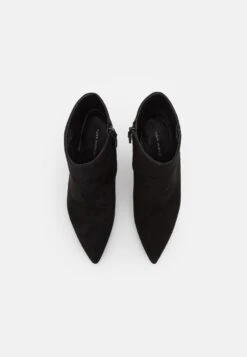 Tory Burch Sculpted Wedge - Wedge Ankle Boots - Nero 11 Tory Burch Sculpted Wedge - Wedge Ankle Boots - Nero -Tory Burch f1e501e465634d46a466256cb2ee7aa5