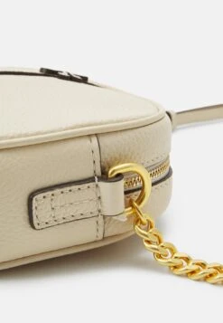 Tory Burch Camera Bag - Across Body Bag - Offwhite 8 Tory Burch Camera Bag - Across Body Bag - Offwhite -Tory Burch f7d3a8d2af0a4e6296ada1b070586ec4